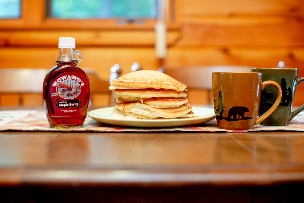 Breakfast-Pancakes-Cabin-New-Hampshire