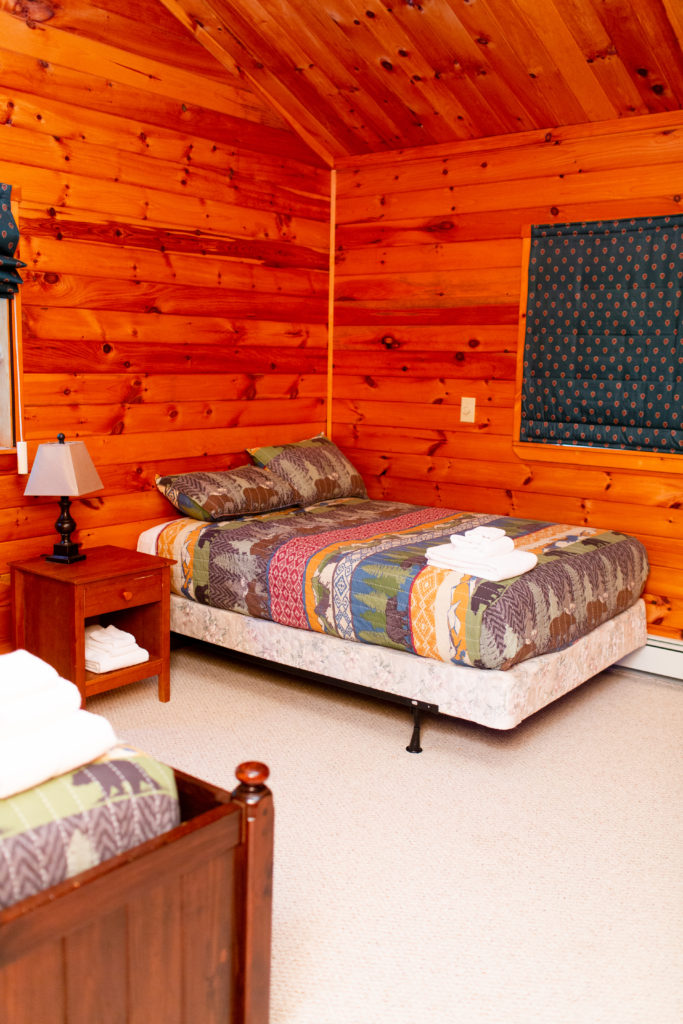Bedroom-Vacasa-Cabin-Madison-New-Hampshire