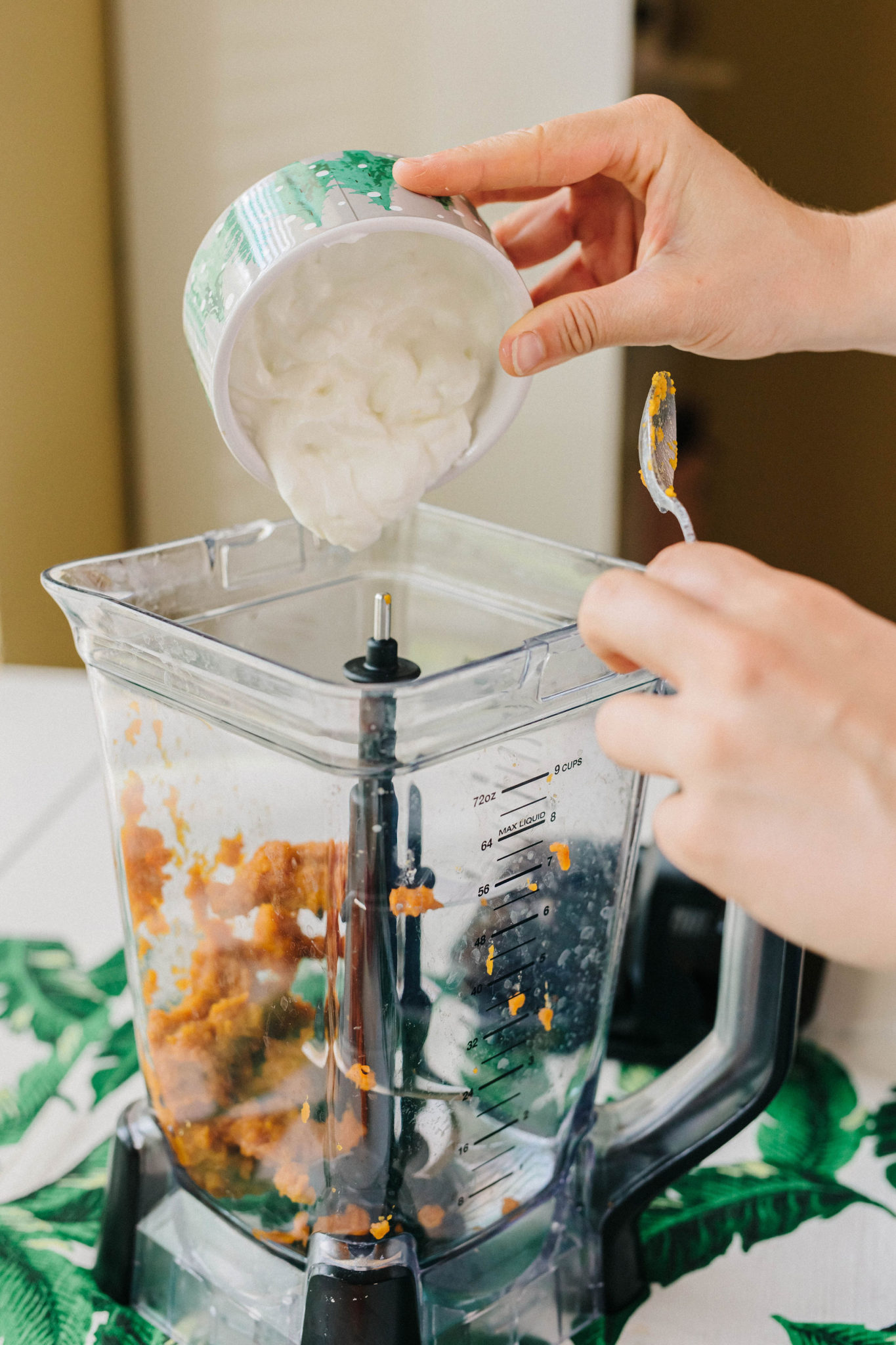 Creamsicle Dog Popsicle Frozen Carrot, Pumpkin & Yogurt Dog Treat