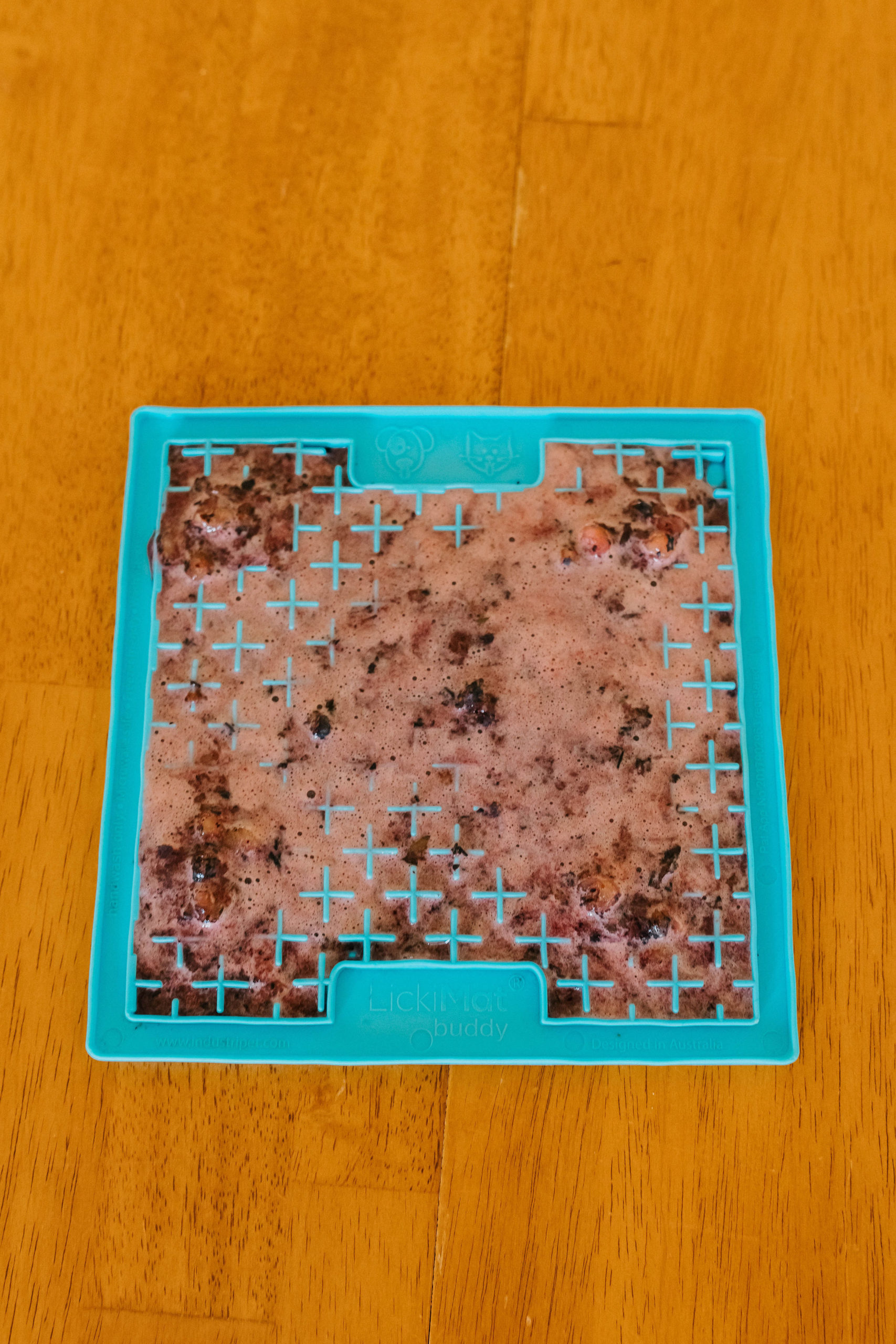 3 Easy Dog Lick Mat Ideas
