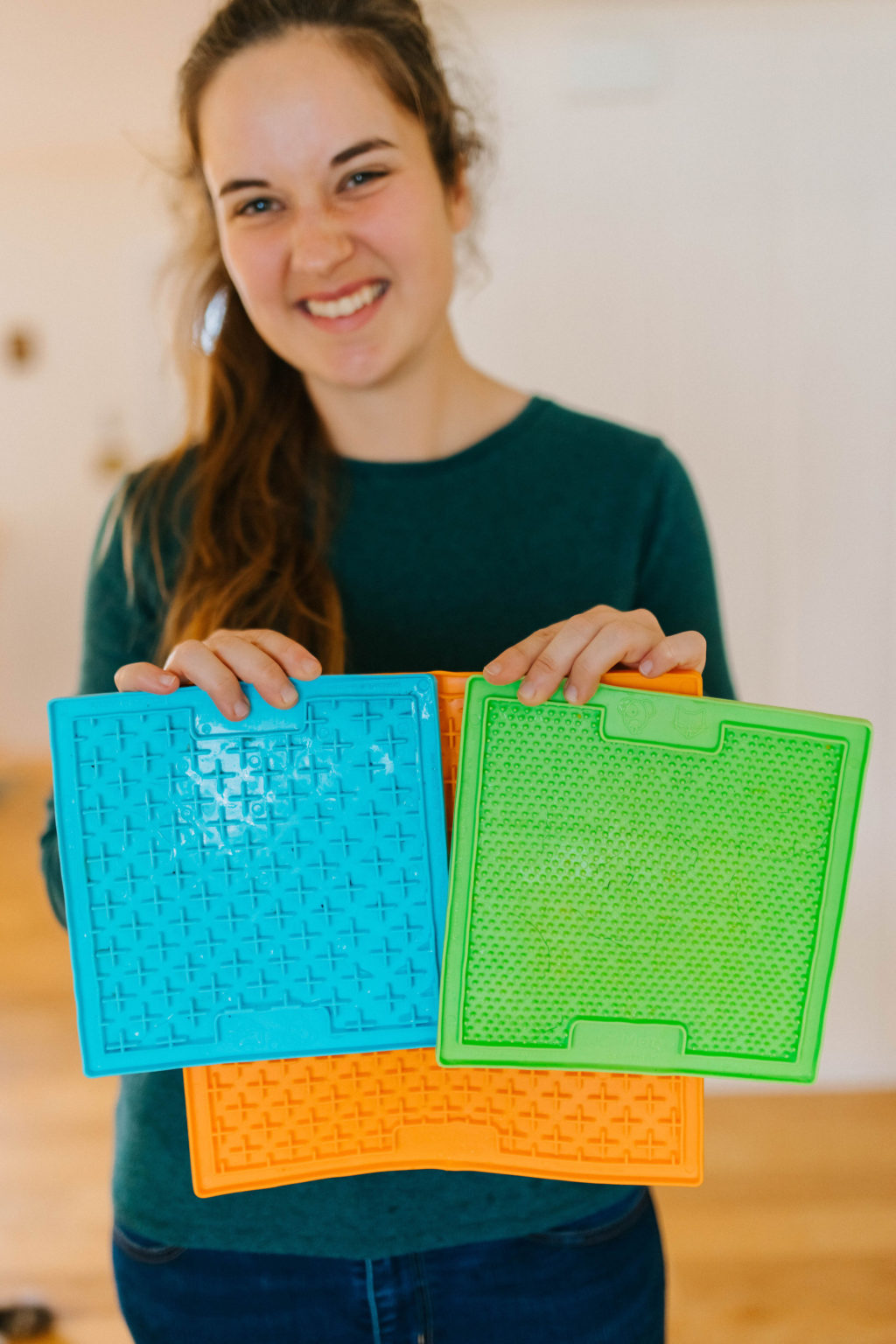 3 Easy Dog Lick Mat Ideas