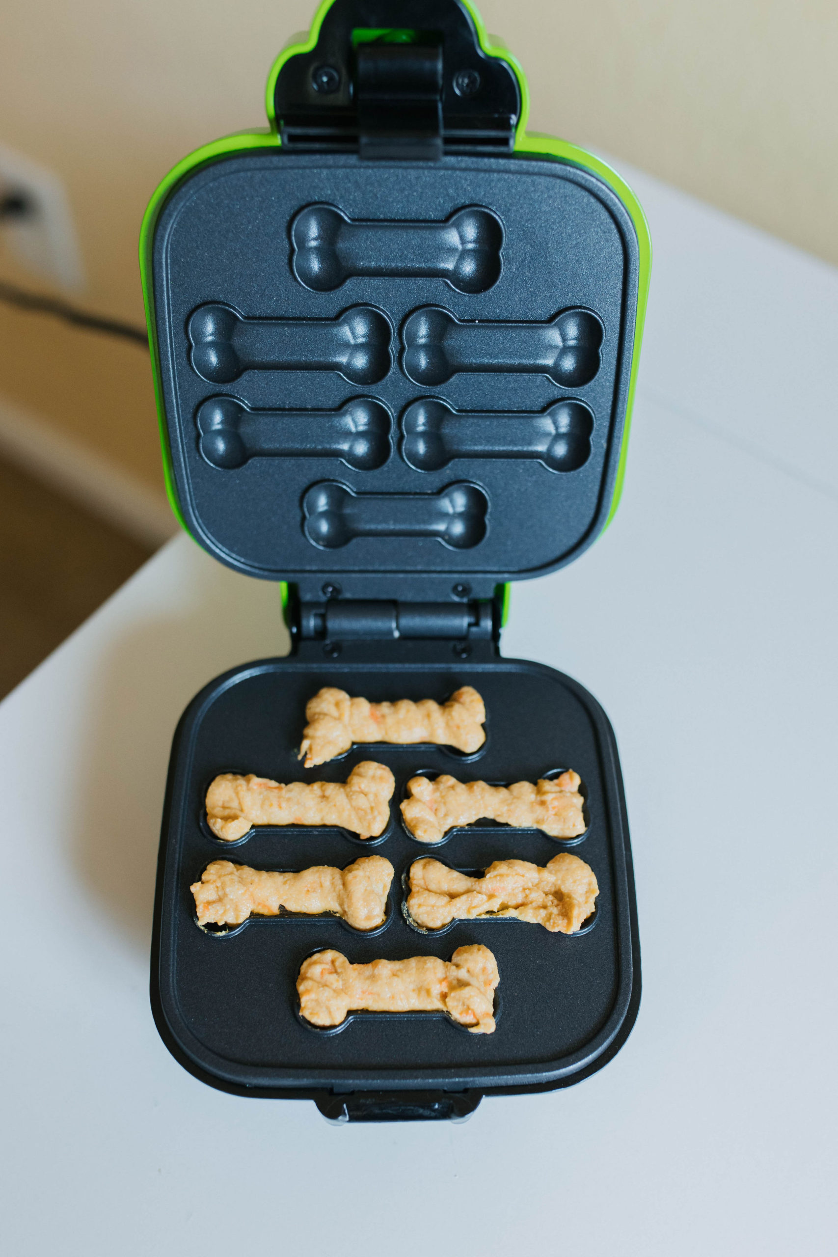 ConairProPet GoodBone Dog Treat Maker Review + Dog Pancake Recipe
