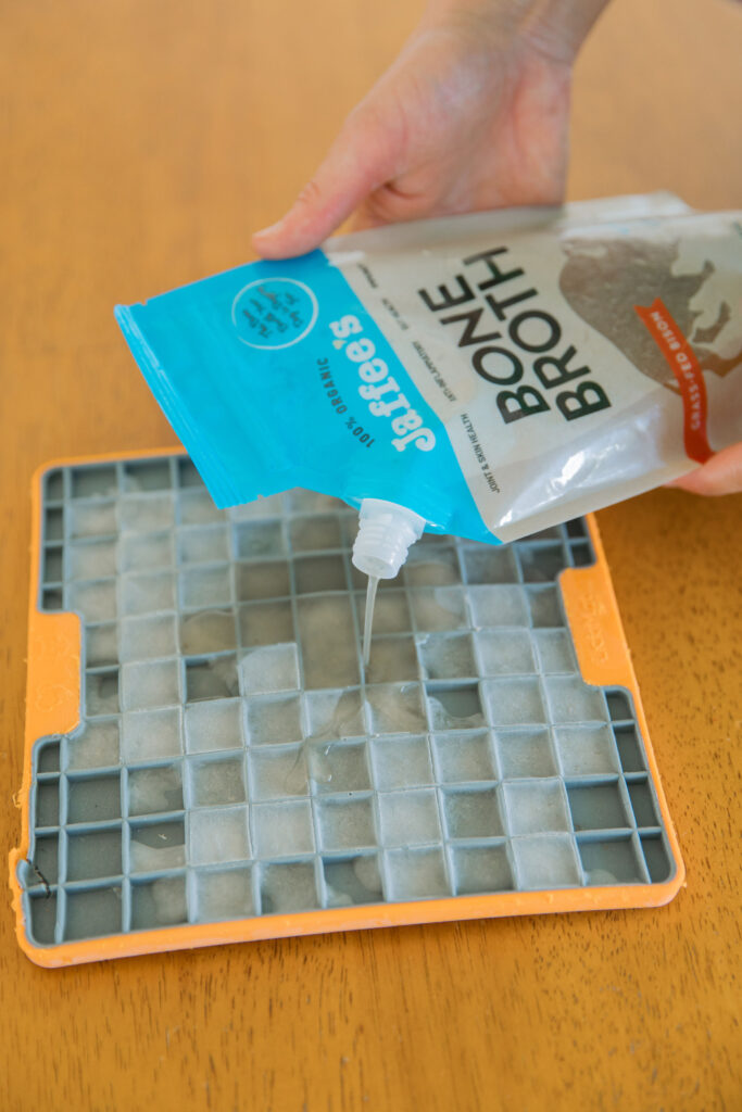 Bone broth dog lick mat idea sparkles and sunshine blog