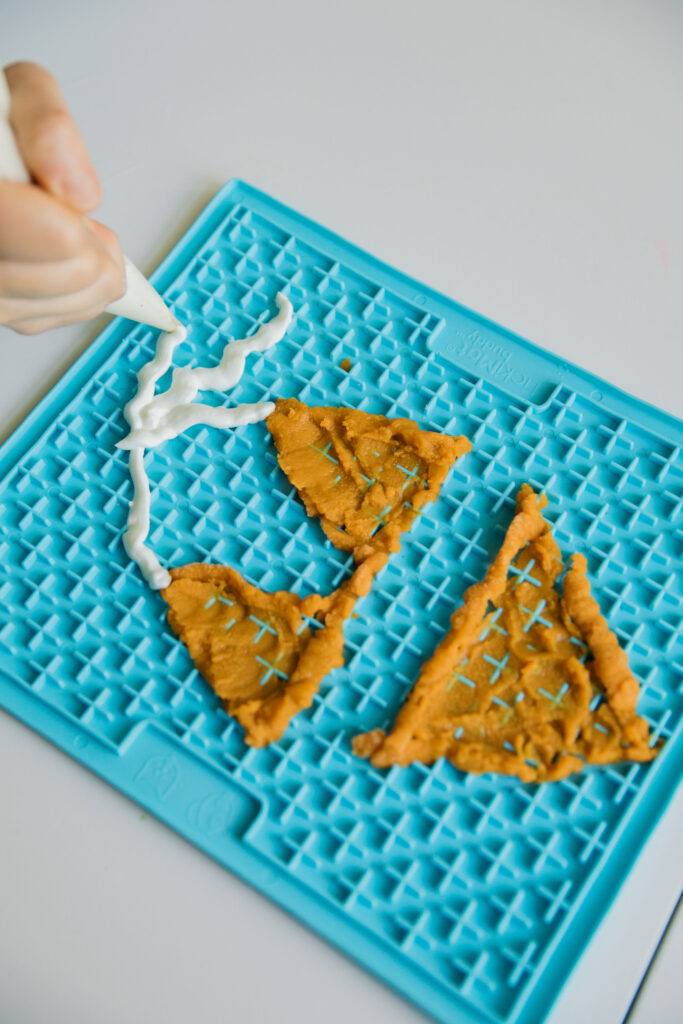 Pumpkin yogurt treats for dogs on Lickimat Buddy Sparkles and Sunshine Blog