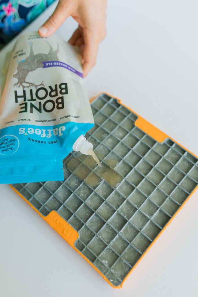 single ingredient bone broth frozen dog lick mat treat idea sparkles and sunshine blog